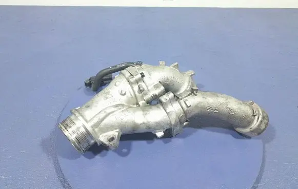 Skoda Kodiaq Air intake hose/pipe 03N145901