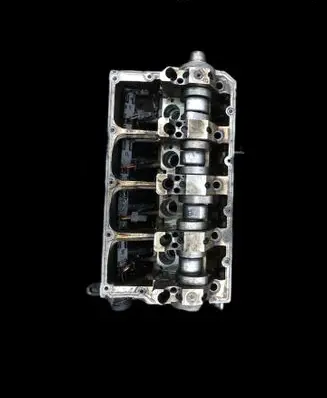Volkswagen Caddy Engine head 038103373R