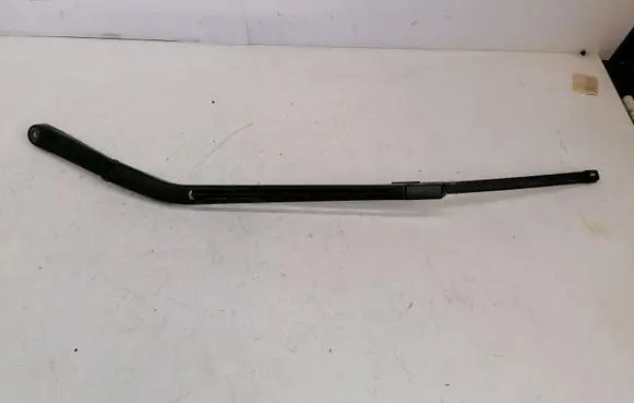 Mercedes-Benz C W203 Front wiper blade arm
