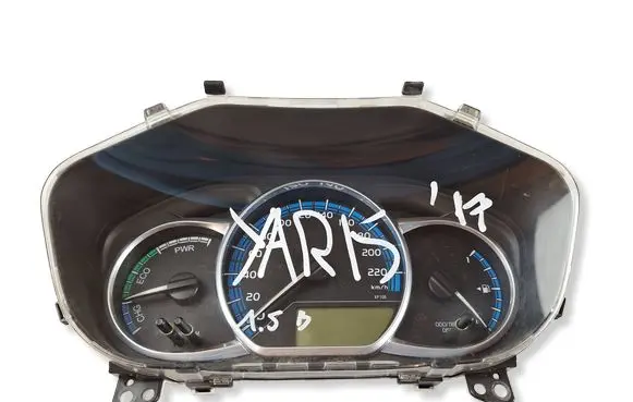 Toyota Yaris Speedometer (instrument cluster) 838000UL60 MB1575705560