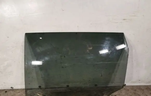 Nissan X-Trail T32 Rear door window glass AS3 43R007953