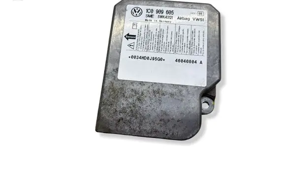 Volkswagen PASSAT B5.5 Airbag control unit/module 1C0909605