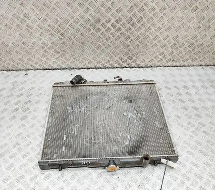 Mitsubishi L200 Coolant radiator MR571147