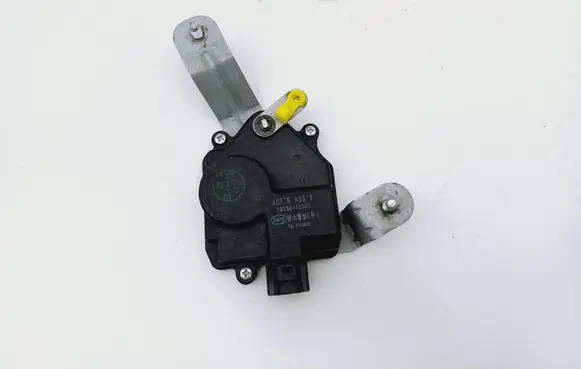 Hyundai Getz Tailgate boot lock/latch motor 957501C001
