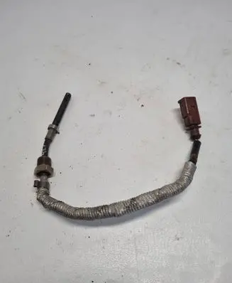 Audi A4 S4 B8 8K Exhaust gas temperature sensor 059906088M
