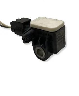 Jeep Grand Cherokee Airbag deployment crash/impact sensor A1668210151 56054085AA