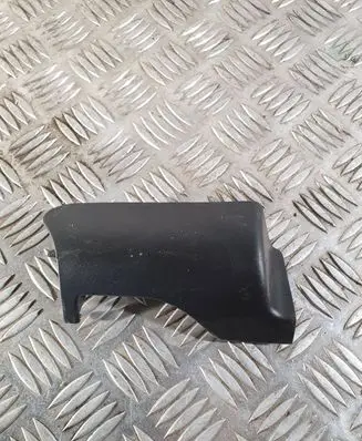 Volvo XC60 Seat belt trim 39831666