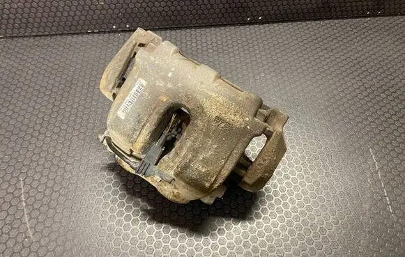 Mercedes-Benz ML W164 Front brake caliper 51452404