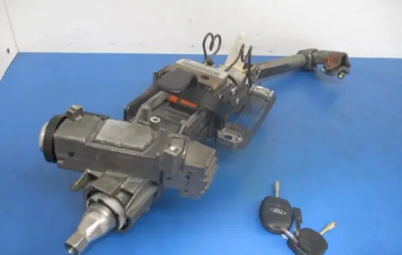 Ford Mondeo Mk III Ignition lock