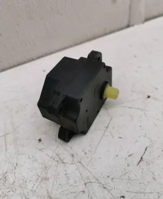 Volvo XC60 Air flap motor/actuator 19E616 081126 PL1607526