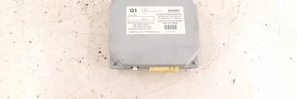 Mercedes-Benz S W221 Camera control unit module 2218708326 2218708485