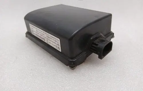Mercedes-Benz C W205 ACC Distronic radar sensor grill/trim A0009002203