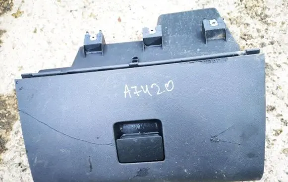 Volkswagen Fox Glove box 5z2857097