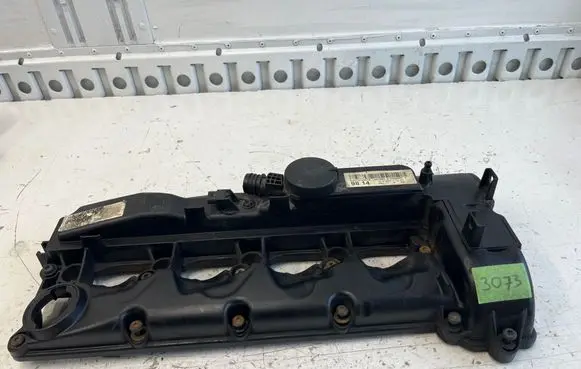 Mercedes-Benz Sprinter W906 Rocker cam cover A6510108918 9814 A6510109814