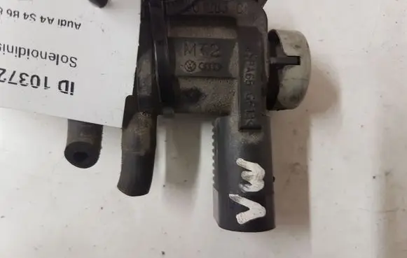 Audi A4 S4 B6 8E 8H Turbo solenoid valve 1J0906283C