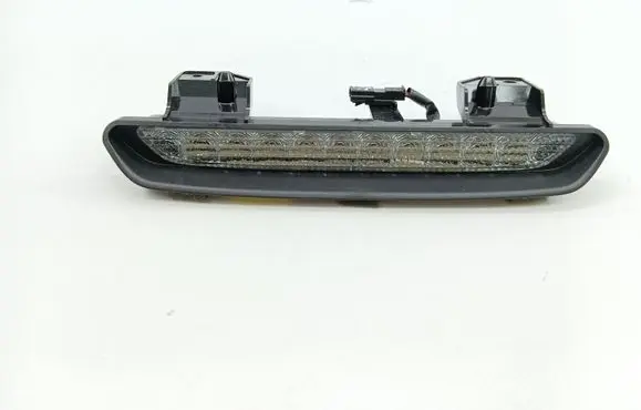 Chevrolet Orlando Third/center stoplight 95327535