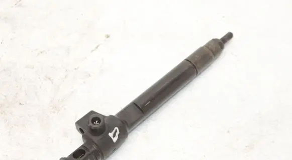 Fuel injector