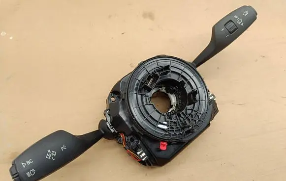 BMW 6 F06 Gran coupe Wiper turn signal indicator stalk/switch 9301906 HW050000 SW052100