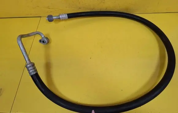Volvo 960 Air conditioning (A/C) pipe/hose 9134882