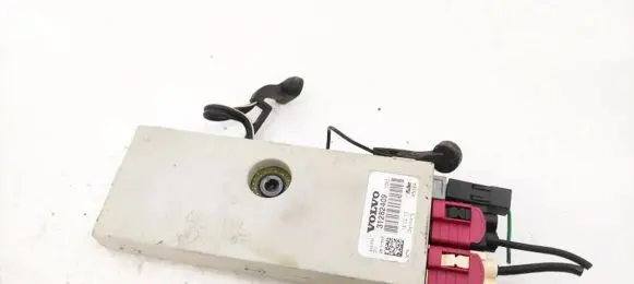Volvo V70 Antenna control unit 31282409