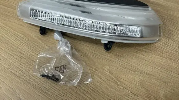 Nissan Navara Mirror indicator light 261644X00A 26164-4X00A
