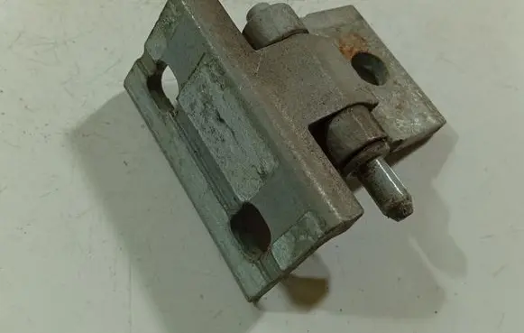 Volvo S60 Front door upper hinge 