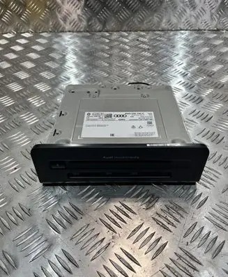 Audi A4 S4 B9 Ignition key card reader 8W0035192C