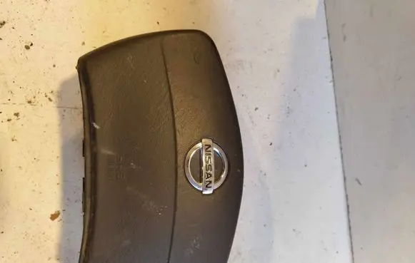 Nissan Primastar Steering wheel airbag 8200151075A 91167915 32110981171