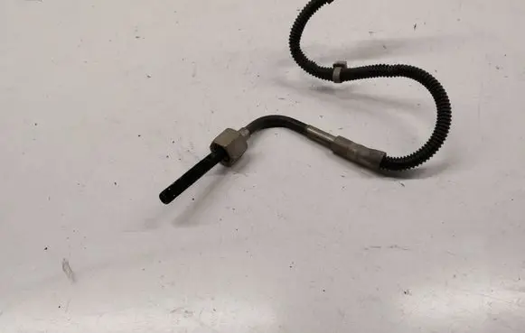 Mercedes-Benz X-class W470 Exhaust gas temperature sensor A0009051905