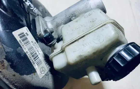 Mercedes-Benz A W168 Master brake cylinder a1684300302 320668682