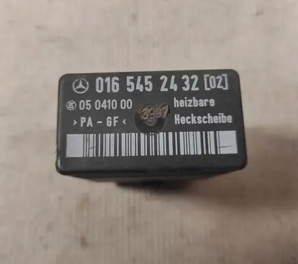Coolant fan relay