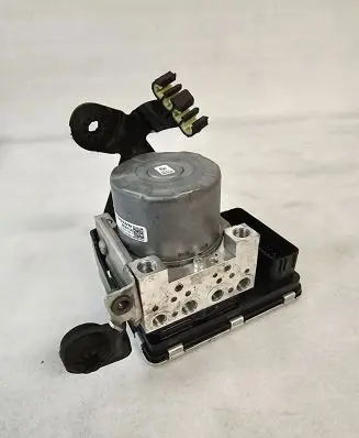 Volvo S60 ABS Pump 32214804