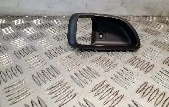 Hyundai Terracan Other front door trim element 82621H1020