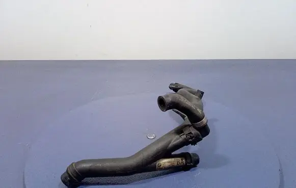 BMW 1 E81 E87 Engine coolant pipe/hose 7794611