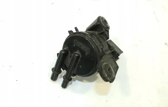 Ford Mustang IV EGR valve F8ZE9C915DA