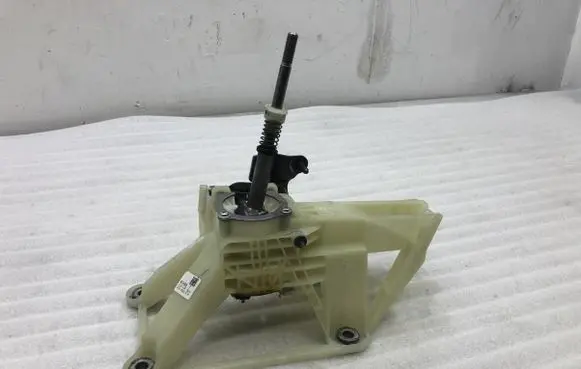 Mazda 6 Gear selector/shifter in gearbox 