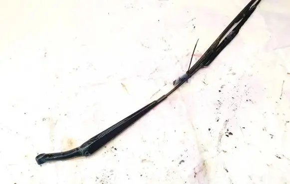 Volvo S60 Front wiper blade arm