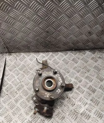 Toyota Corolla Verso AR10 Front wheel hub
