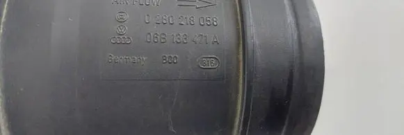 Audi A6 S6 C5 4B Mass air flow meter 06B133471A 0280218058