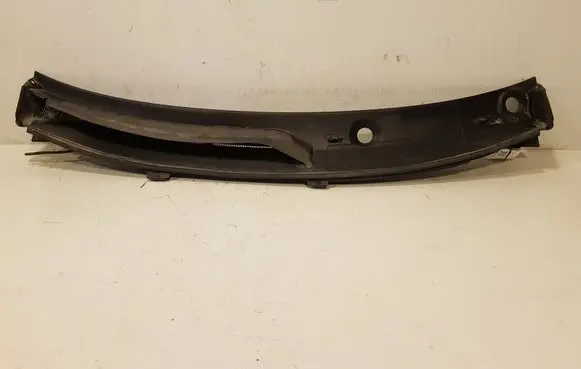 Nissan Rogue Wiper trim 668626RR1B