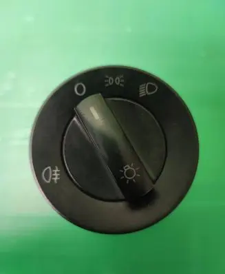 Volkswagen Transporter - Caravelle T5 Light switch 6Q0941531B 06M09