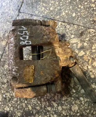 Citroen C4 I Front brake caliper