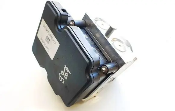Tesla Model Y ABS Pump 104474500b