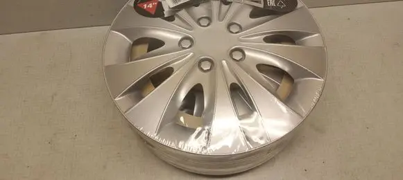 Hyundai Getz R14 wheel hub/cap/trim 