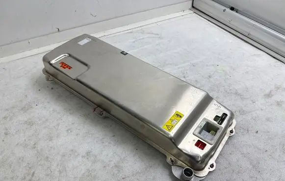 Tesla Model Y Voltage converter inverter 151892000A 113555804A