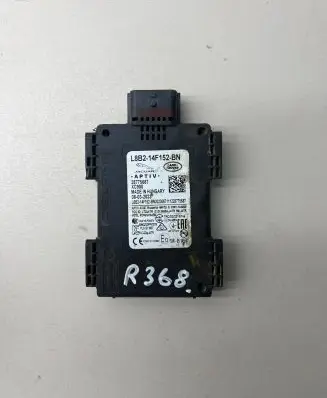 Land Rover Defender Blind spot module L8B214F152BN 28775687