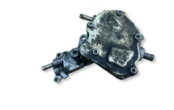 Volkswagen PASSAT B6 Vacuum pump 038145209A