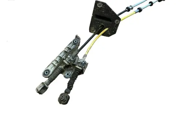 Volkswagen Crafter Gear shift cable linkage 7C1711877