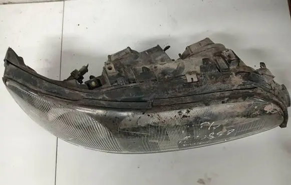 Volvo V70 Headlight/headlamp 8662922 89006877