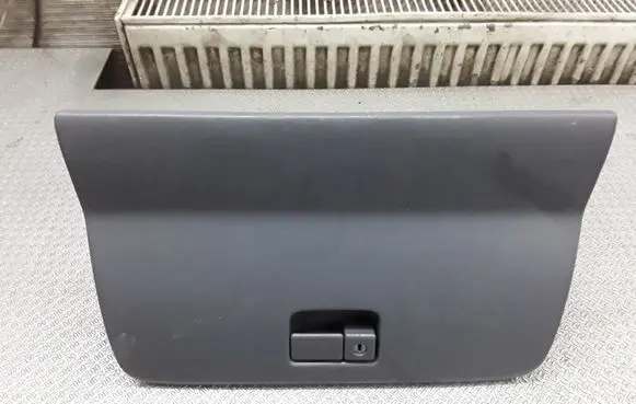 Toyota RAV 4 (XA20) Glove box 5555042030